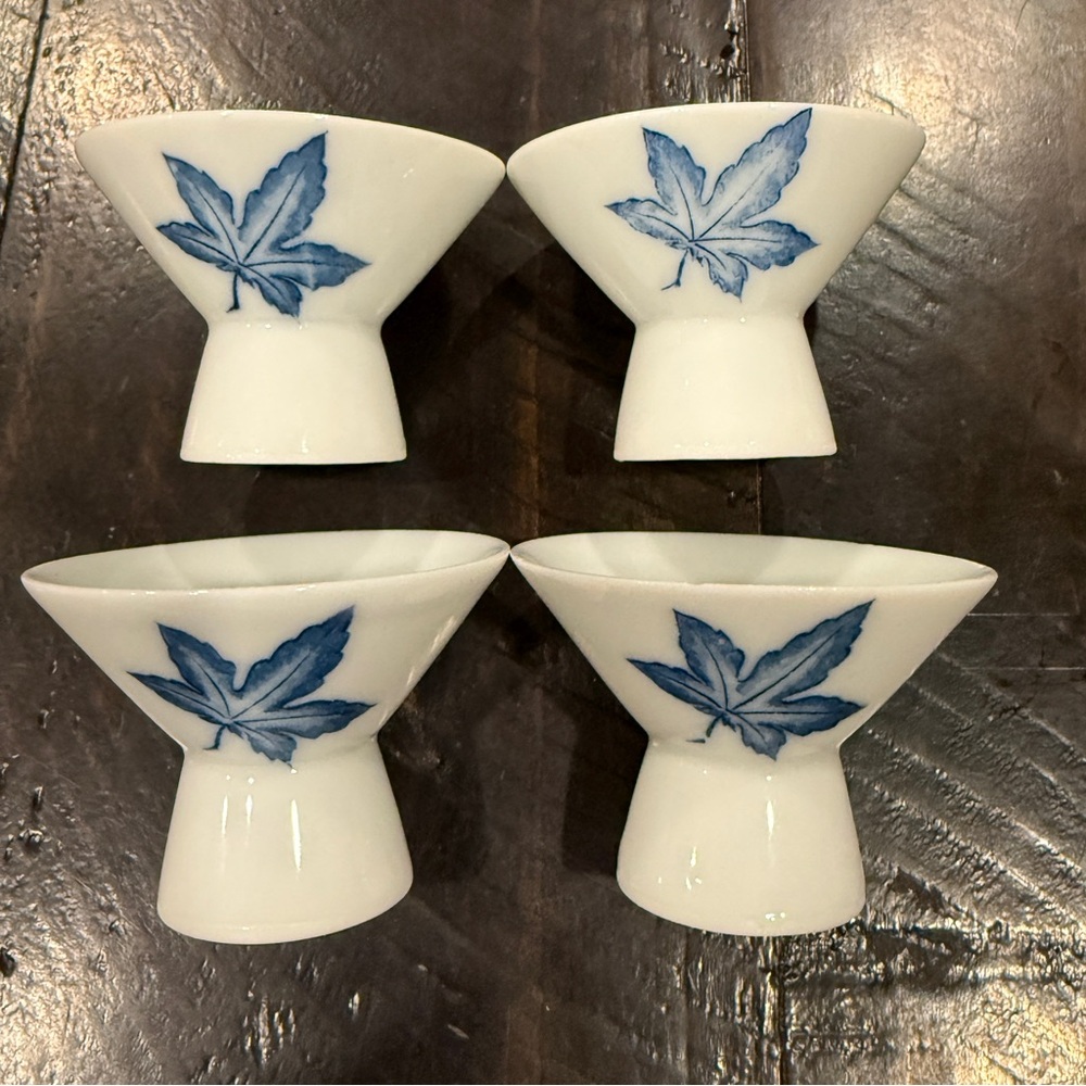 Porcelain Mid Century Sakazuki Guinomi Maple Leaf Sake Shot Cups 4 Made in Japan